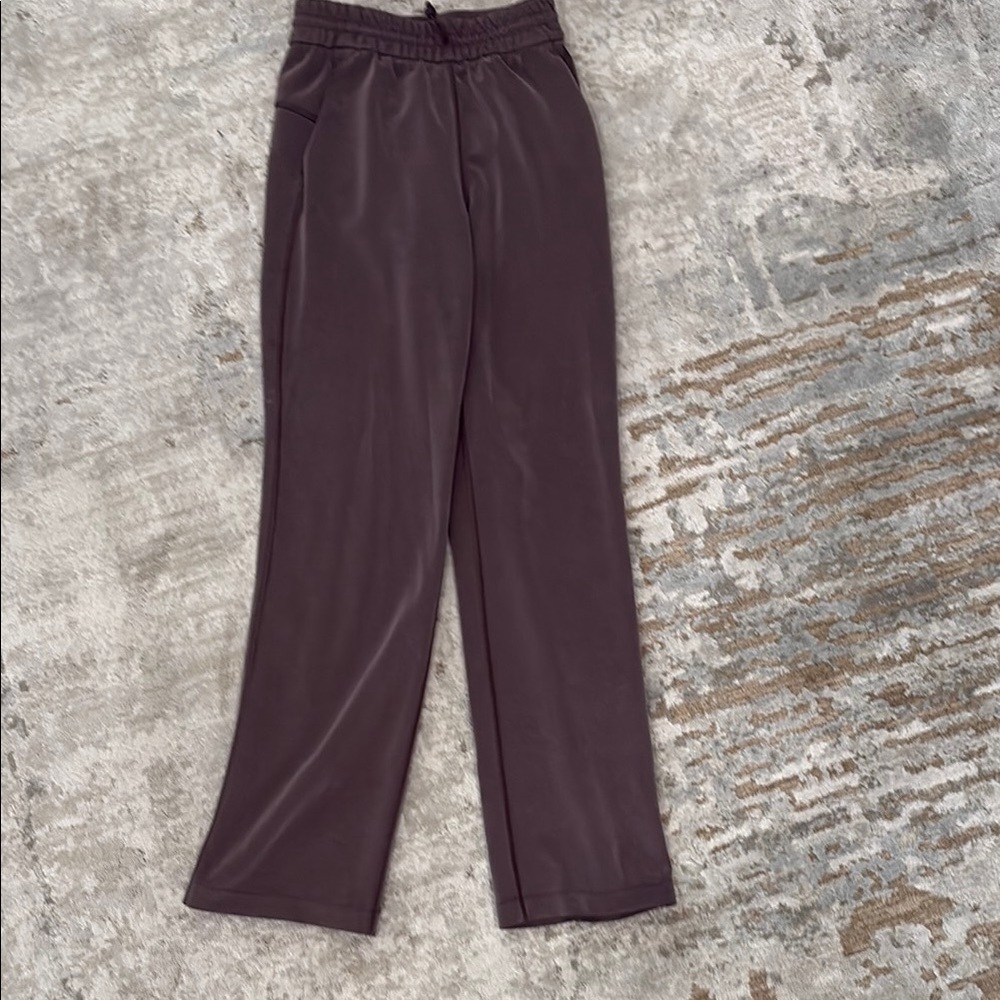 lululemon athletica Straight Leg Pants - Dark Brown